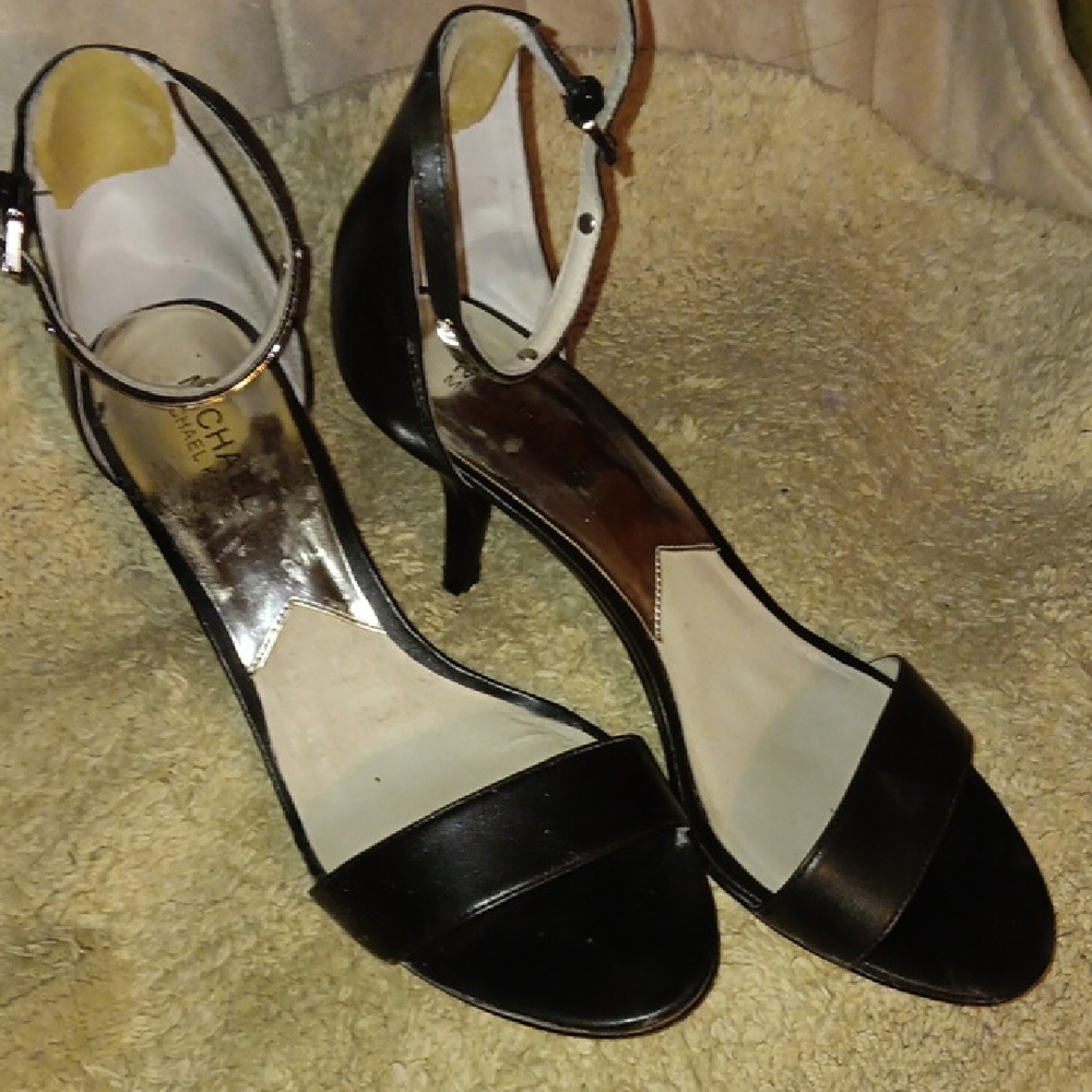 Michael Kors black stiletto sandals/heels 👠👠